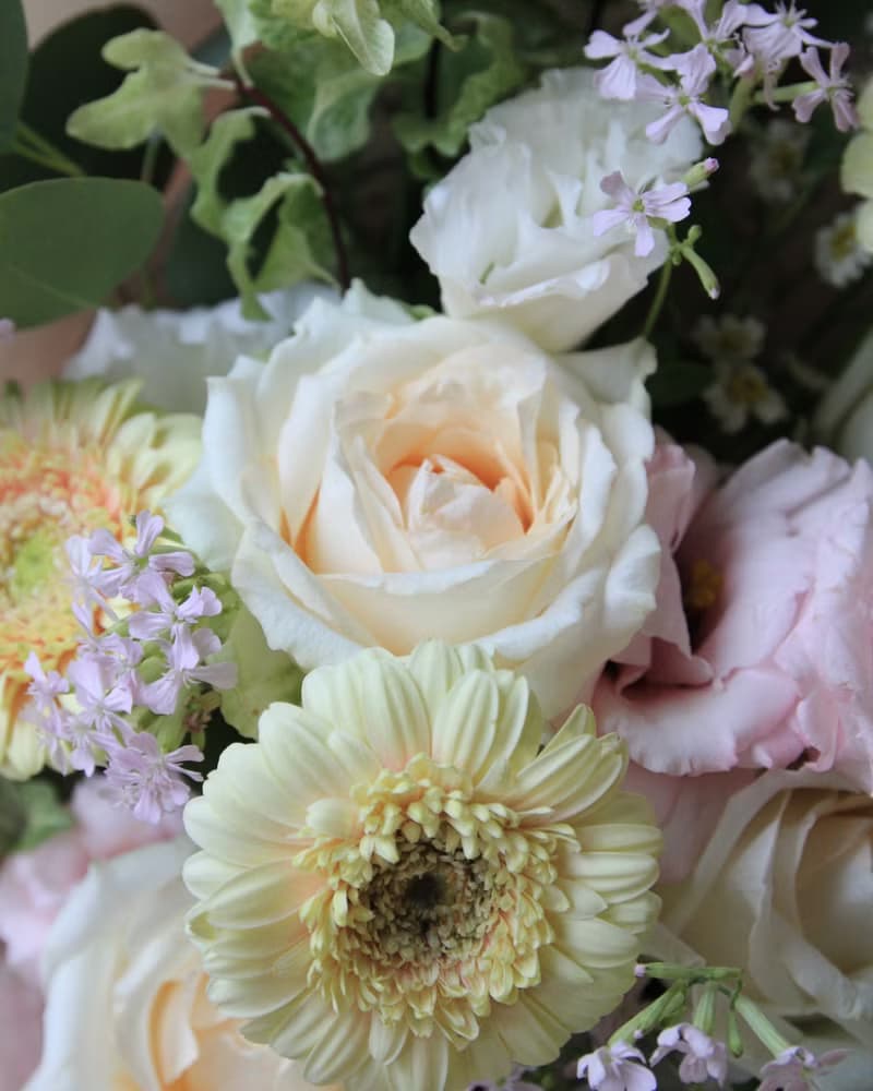 Shimmer 微光晨曦 鮮花花束  情人節 浪漫花束