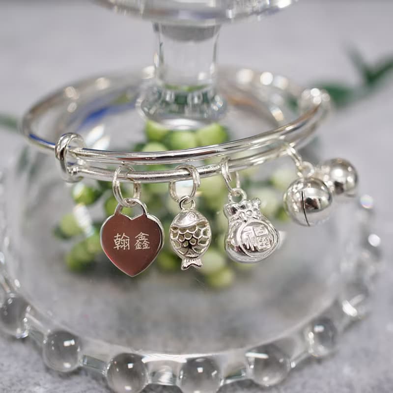 【訂製手鐲】999純銀*可加購祝福吊墜(含手鐲+2個鈴鐺+刻字愛心)