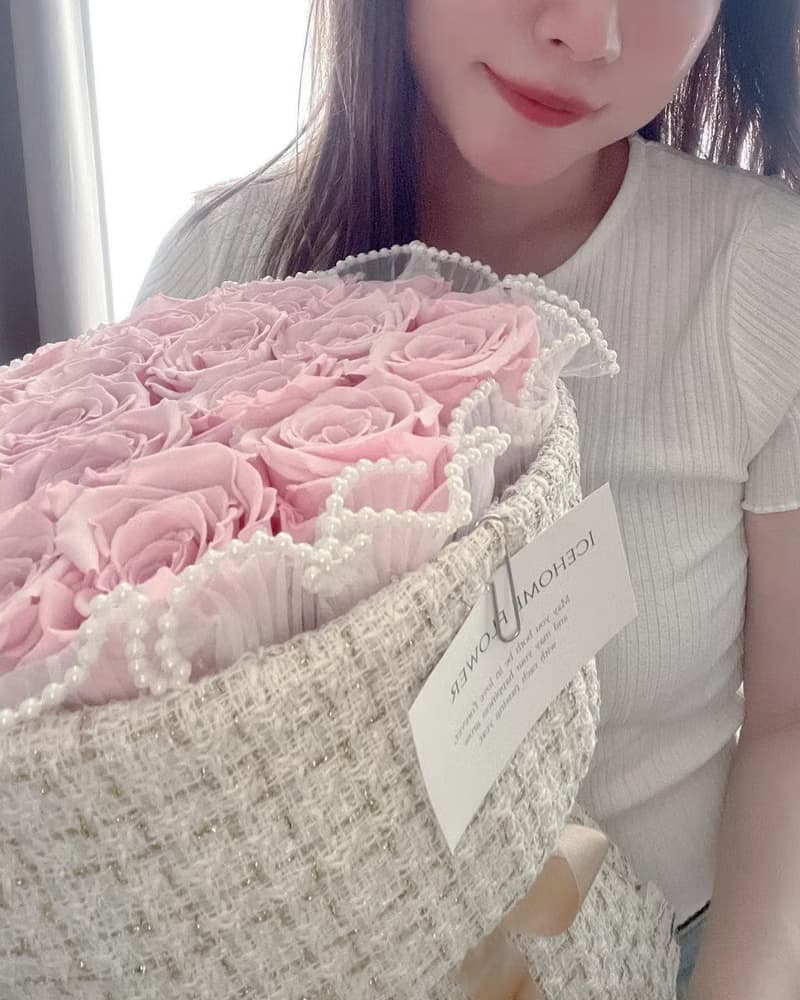 小香風優雅甜美永生花束(18朵)情人節花束~求婚花束~生日花束