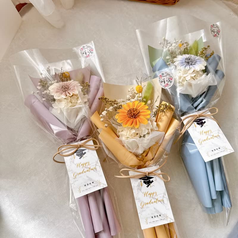 樺坊/畢業花束/畢業季/畢業禮物/太陽花/小花束/乾燥花