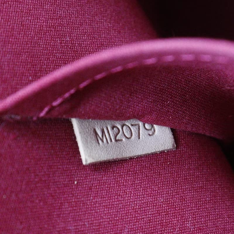 【日本直送】ルイ・ヴィトン LOUIS VUITTON アルマGM ハンドバッグ M93596 ヴェルニ ポムダムール 赤 MI2079 レディース【中古】