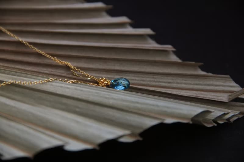 YELU獨立自制倫敦藍托帕石純銀項鏈