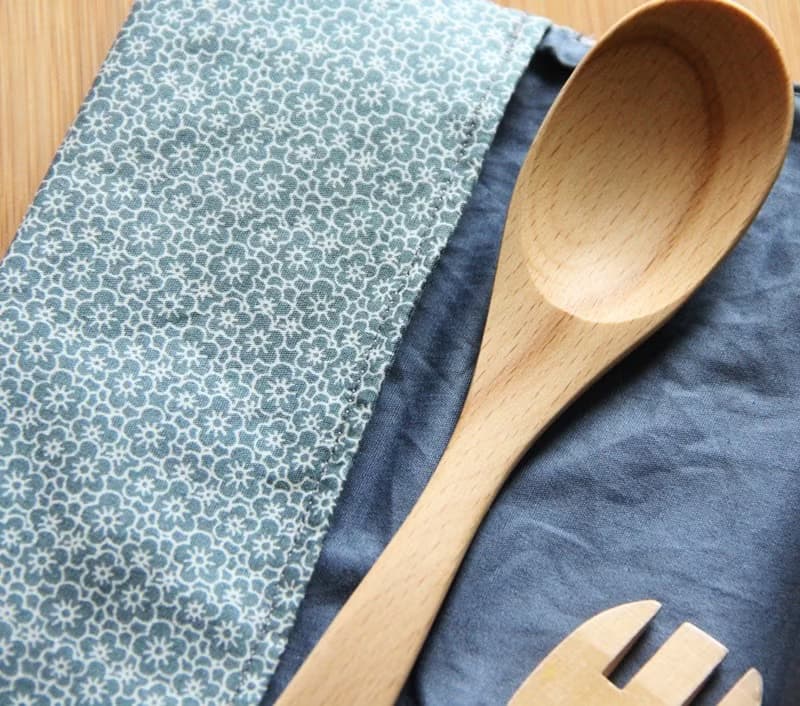 文青風環保筷袋 ~雕花藍  收納包.環保筷袋.手作餐具袋