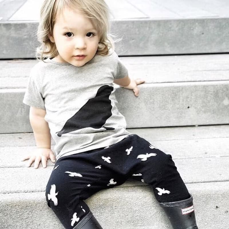 Moi Kids 冰島有機棉童裝短袖上衣2歲至8歲灰色大渡鴨