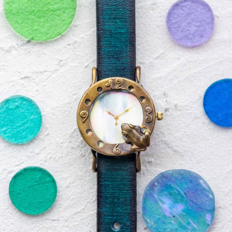 窺視著池面的青蛙 手錶 M 極光