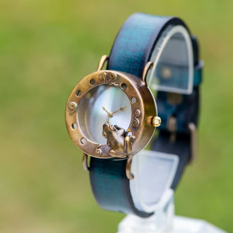 窺視著池面的青蛙 手錶 M 極光