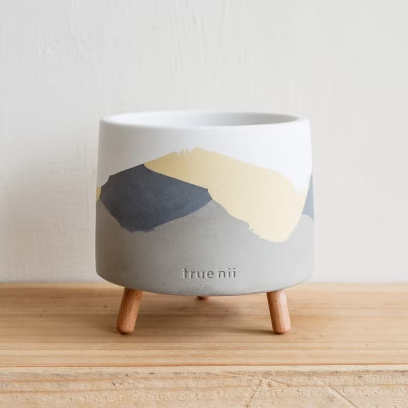 初泥 true nii | 長腳的水泥盆(L) -小春日和