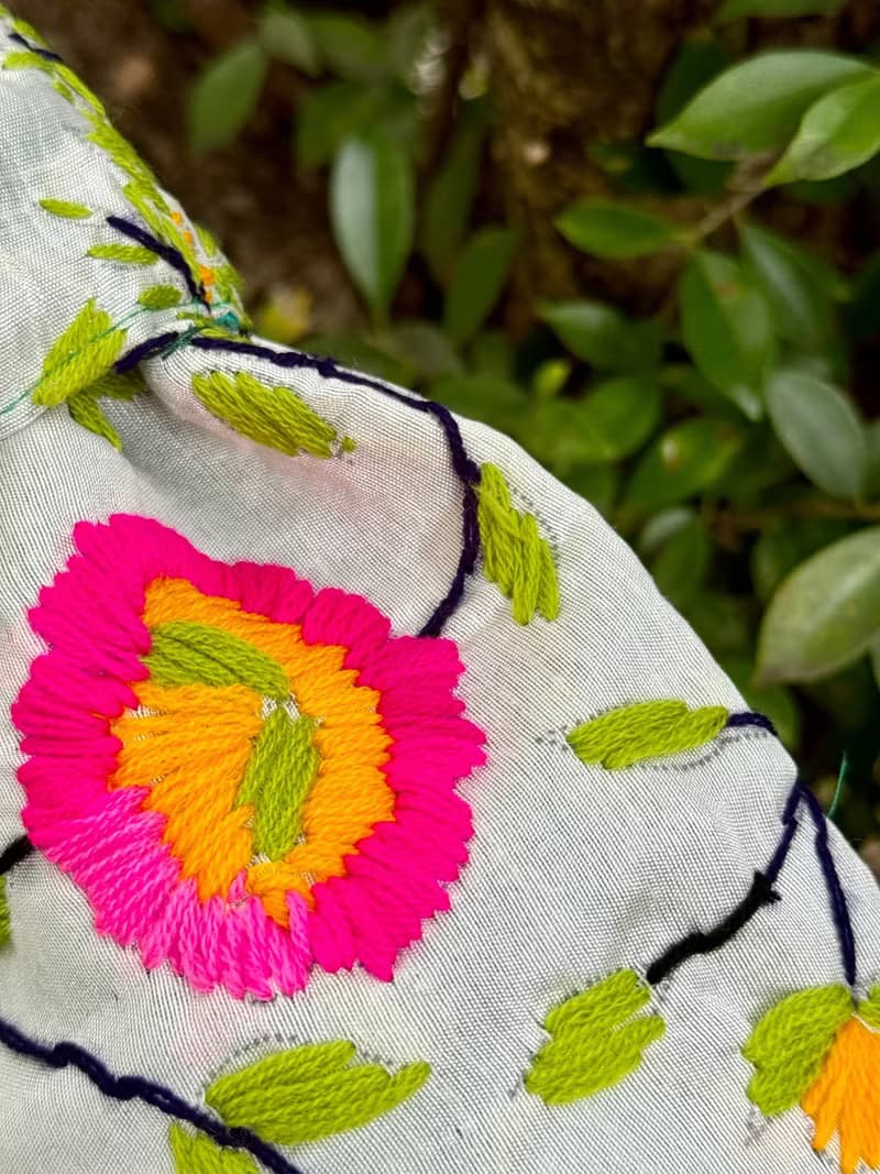 手工刺繡 淺綠色 花卉 手提包 小包 包包 手袋 手提袋