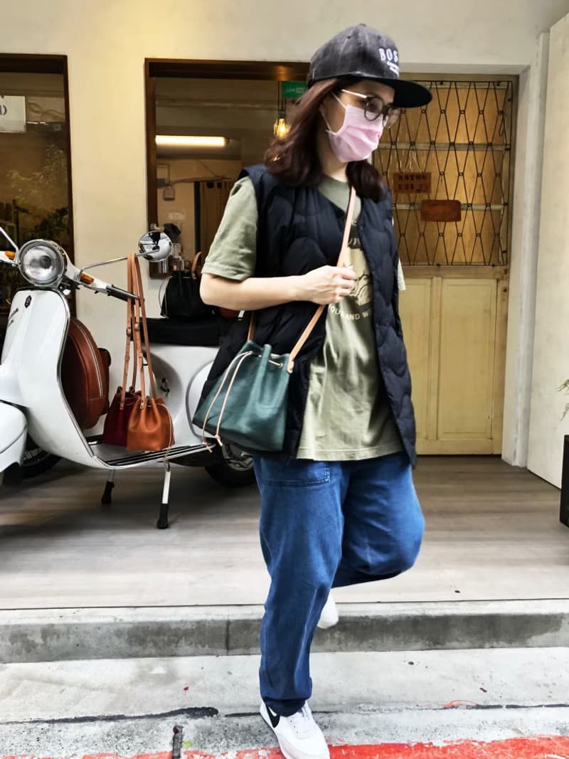 迷你水桶包/斜背包 Color:焦糖/黑/綠/紅 植鞣牛革製