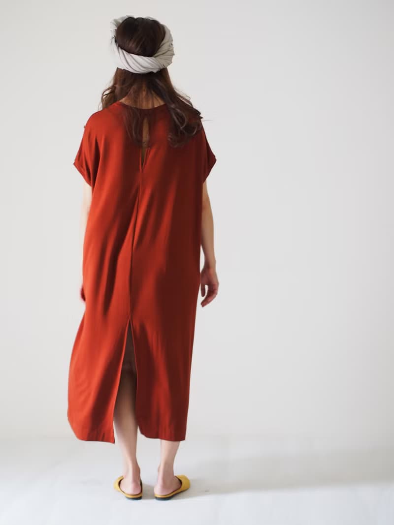 ByTheSea Sleeve-in Caftan with Back Slit - Chocolate