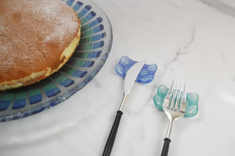 O6-3 餐桌上的生活工藝 – 琉璃餐具架 ( 一組2個)(B)