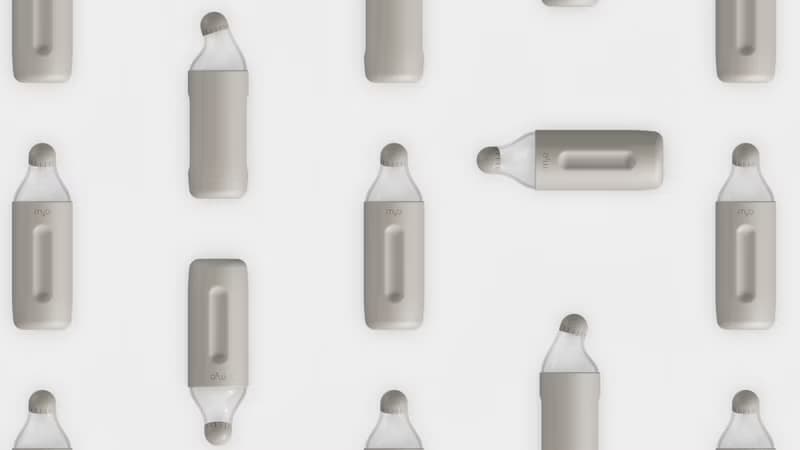 m2o彎頸水樽/水瓶/便攜水杯750ml-硅膠套-冷霧灰-Michael Young