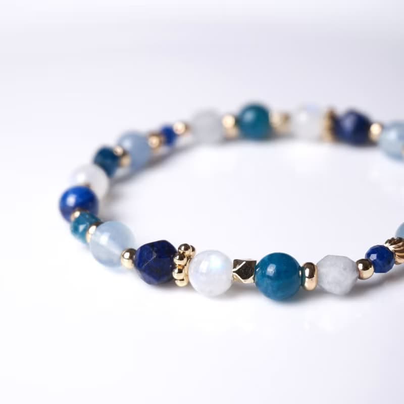 碧藍蒼穹 // 月光石青金石海洋藍寶藍晶石 手鍊 // 溝通表達 療癒