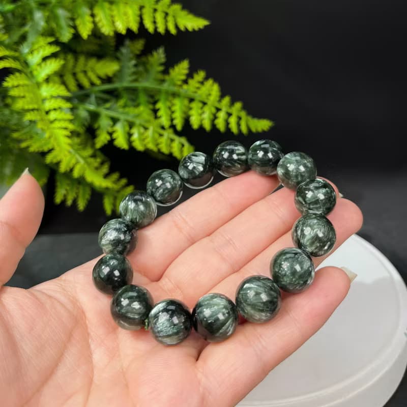 精品綠龍晶手串 顆顆滿龍紋 俄料綠泥石手珠 14mm 天然能量手環