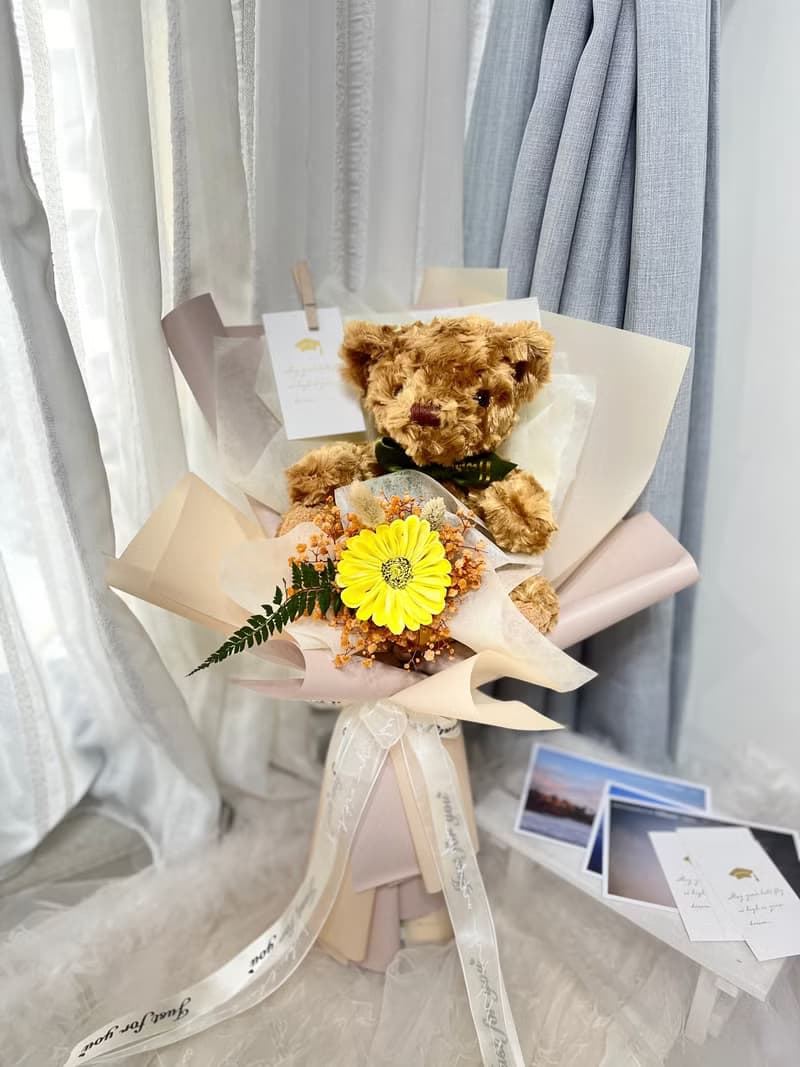 48hr出貨  泰迪熊太陽花束 畢業花束/乾燥花/擴香花
