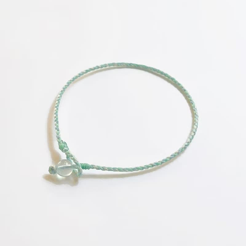 海藍寶四股編超細蠟線編織手環( 淺綠+米黃)