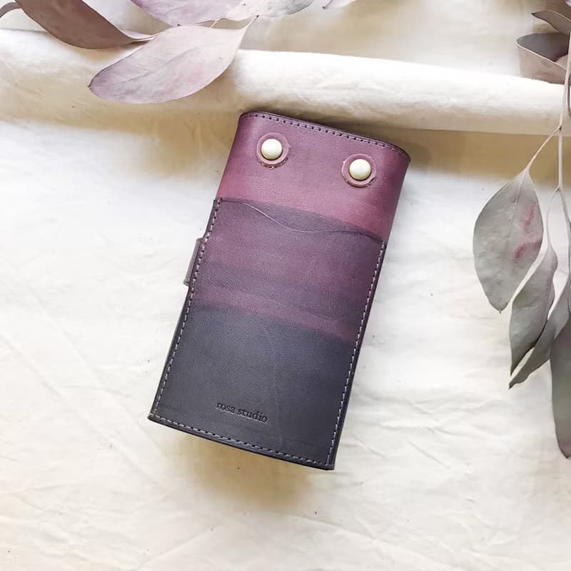 植鞣革牛皮_平口扣條鑰匙套_木莓漸層灰藍