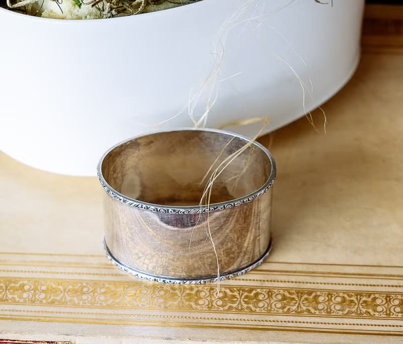 簡約花邊銀餐巾套環 - 西洋古董