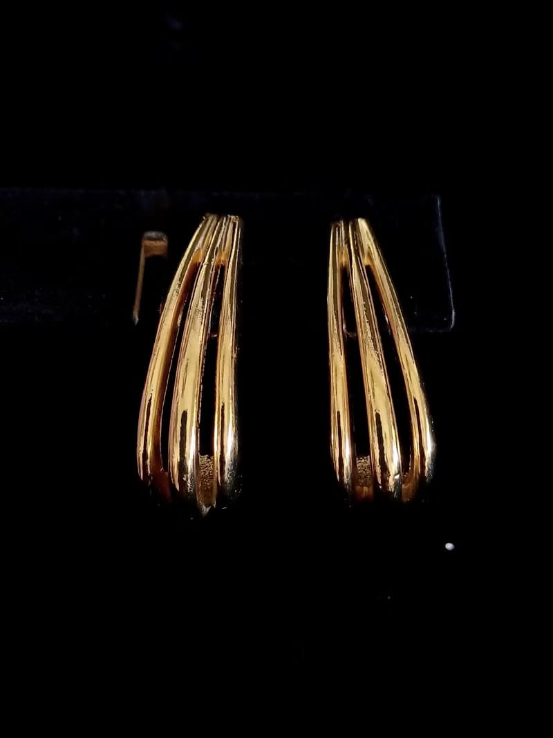 vintage jewelry  古典金色勾型夾式耳環