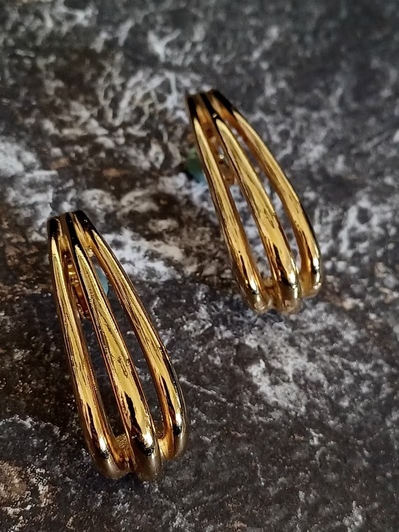 vintage jewelry  古典金色勾型夾式耳環