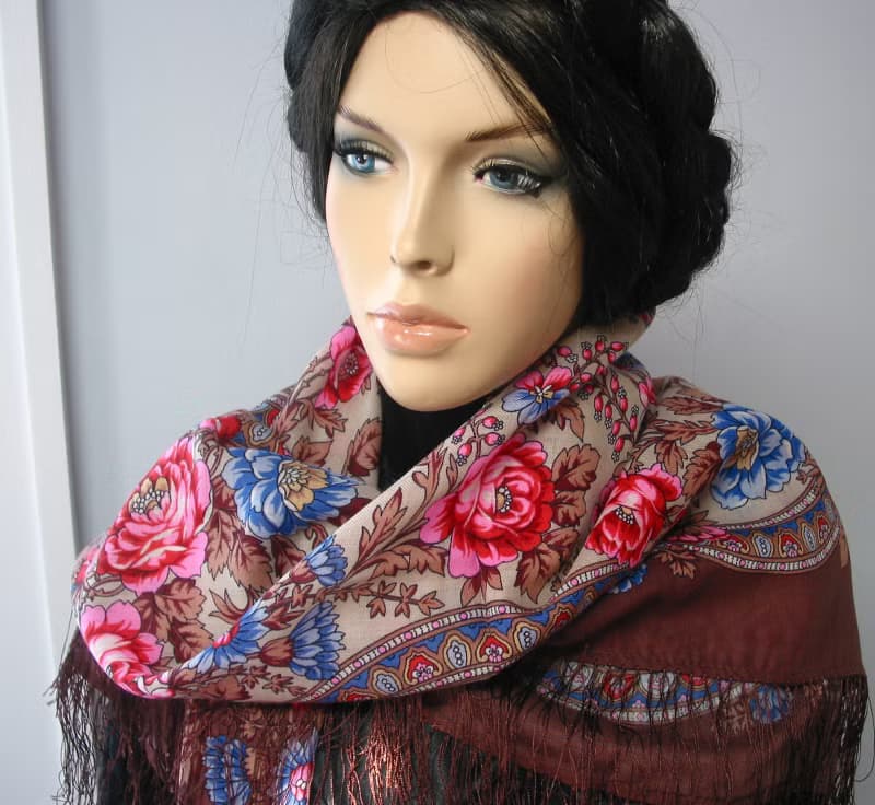 Authentic Pavlovo Posad Russian Shawl Scarf Soft 100% Wool 89x89 cm 1453-16