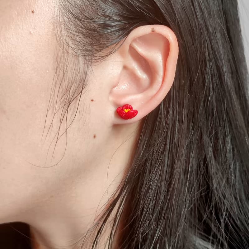bi rabbit//小白兔牡丹紅花手工軟陶小耳釘