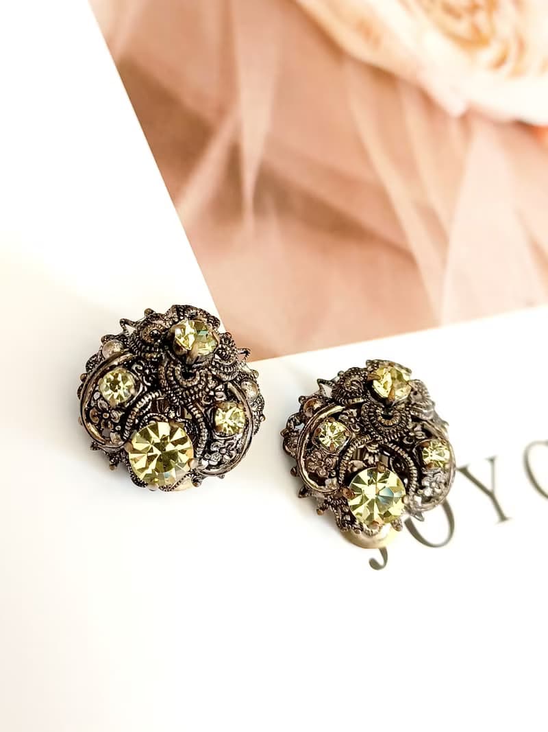 vintage jewelry  西德製 古董儽絲綴萊茵鑽造型 夾式耳環