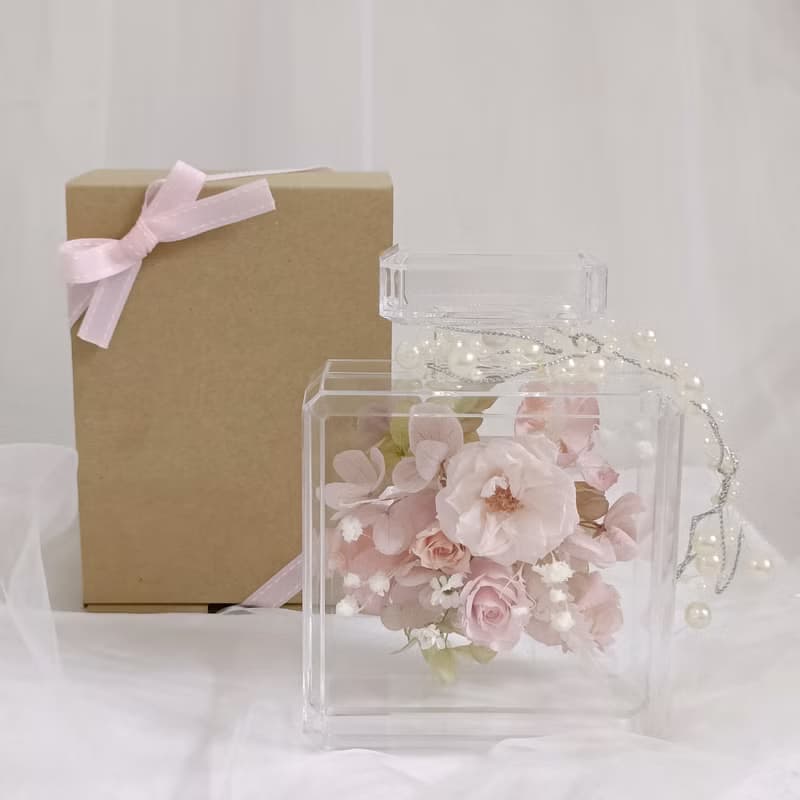 母親節禮物 永生花康乃馨香水瓶 情人節生日畢業工商企業贈品課程