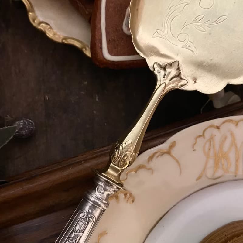 法國 Belle Époque × 路易十六復興風格 蝴蝶結紋 純銀冰淇淋鏟