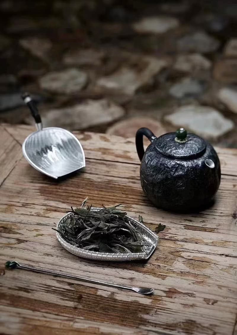 手工銀編人字紋茶則