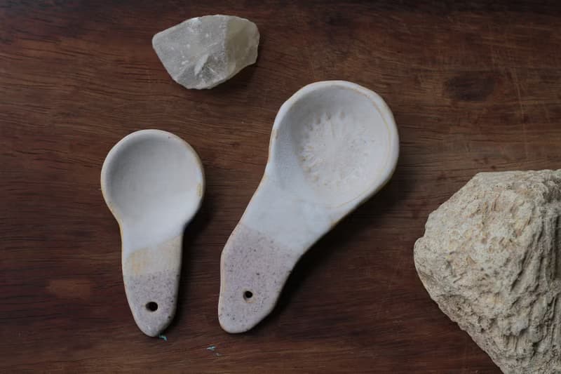 純手捏粉色小鳥形象陶瓷湯匙/陶匙(1對)