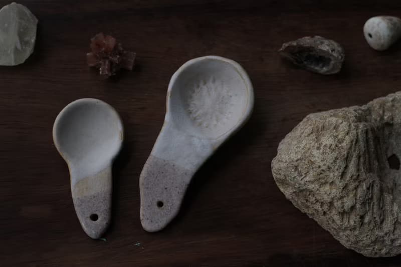 純手捏粉色小鳥形象陶瓷湯匙/陶匙(1對)