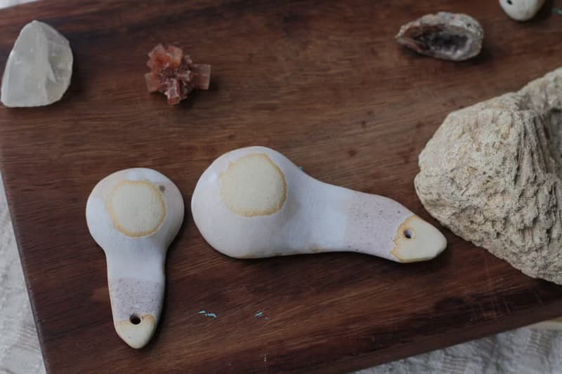 純手捏粉色小鳥形象陶瓷湯匙/陶匙(1對)