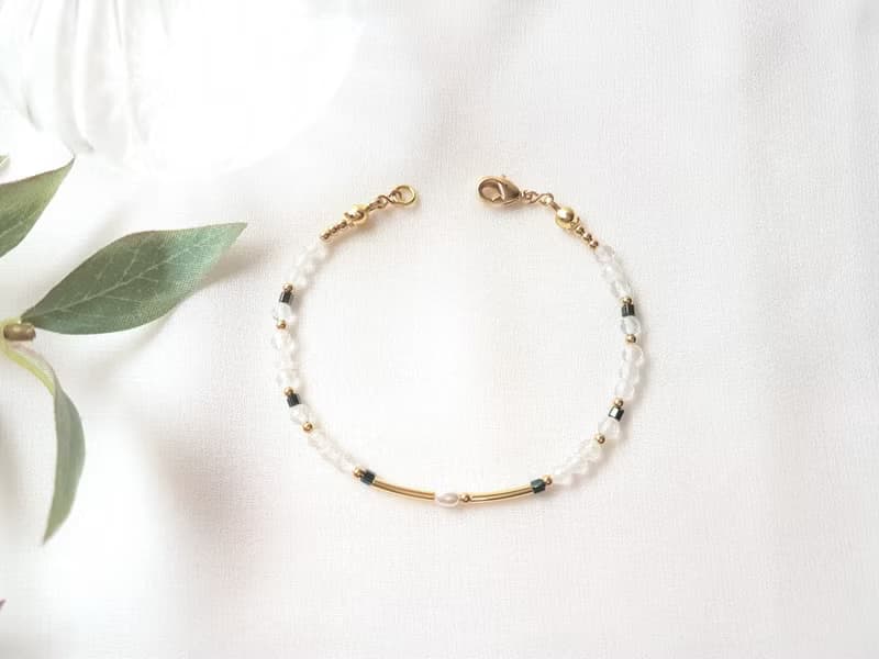 山嵐 ‧ 珍珠 黃銅 白水晶 細手環