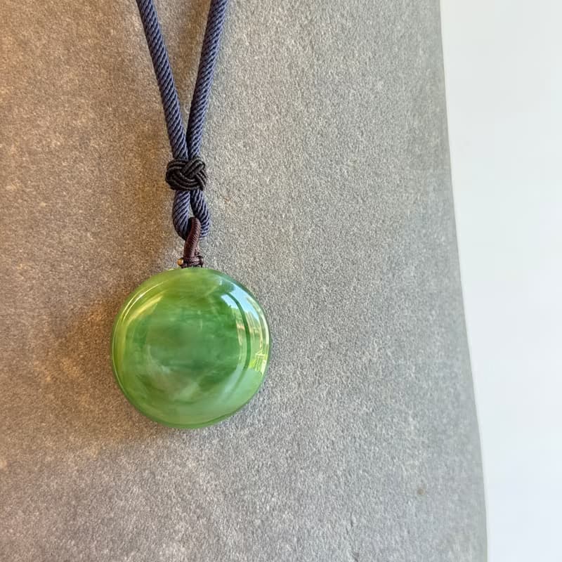 蘊玉之心 - 北極玉光系列 - 台灣設計雕刻之翠玉項鍊