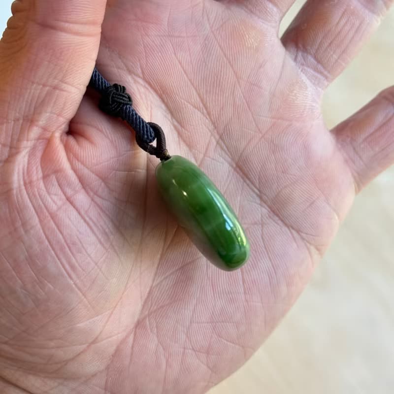 蘊玉之心 - 北極玉光系列 - 台灣設計雕刻之翠玉項鍊