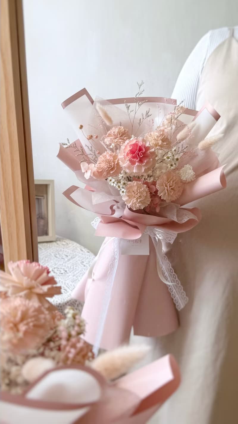 【母親節花束】媽媽的少女心 漸層康乃馨花束 母親節禮物