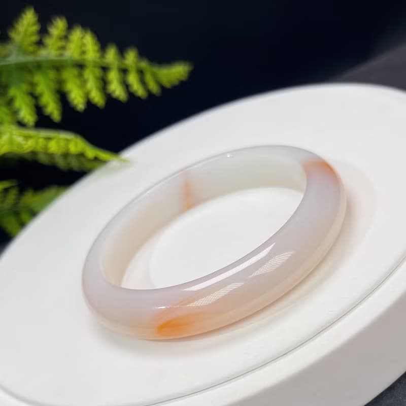 精品 溏心瑪瑙手鐲 55MM 粉白飄橘 玉髓手環 清新秀雅 氣質百搭
