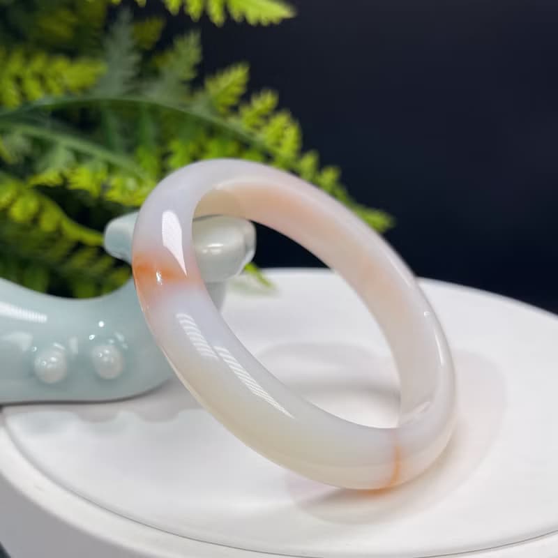 精品 溏心瑪瑙手鐲 55MM 粉白飄橘 玉髓手環 清新秀雅 氣質百搭