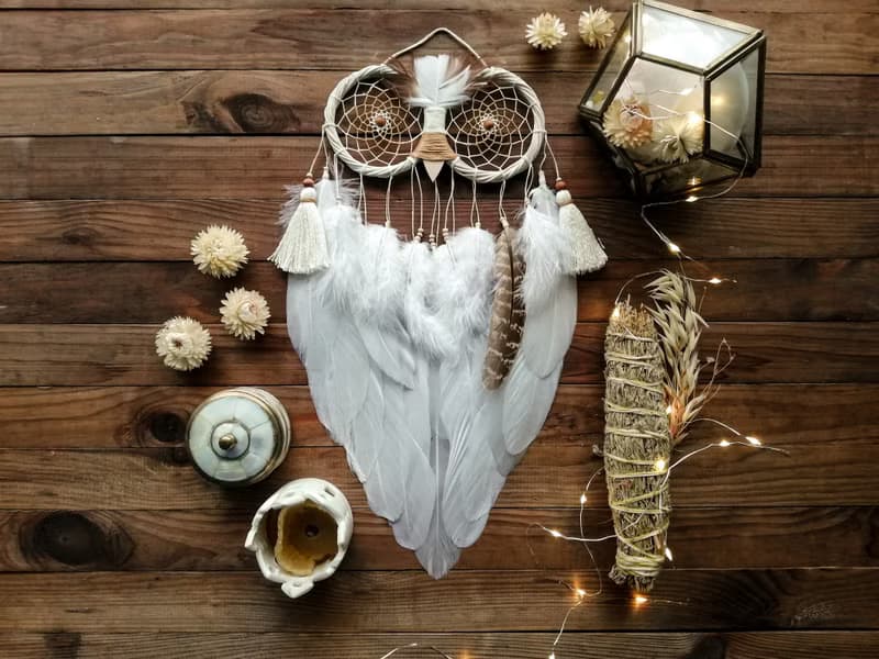 Owl dream catcher, White dreamcatcher, White nursery decor, Bedroom wall hanging