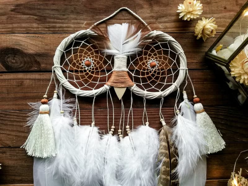 Owl dream catcher, White dreamcatcher, White nursery decor, Bedroom wall hanging