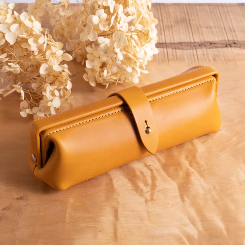 イタリアンレザーのペンケース Paka-pen #Yellow【入学祝】【就職祝】【カスタム可能なギフト】