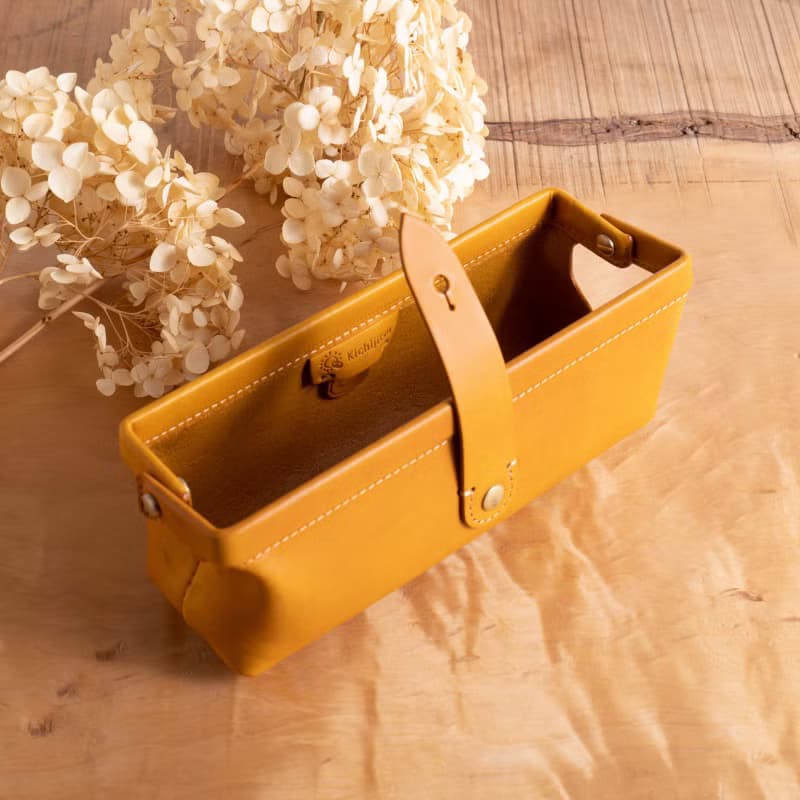 イタリアンレザーのペンケース Paka-pen #Yellow【入学祝】【就職祝】【カスタム可能なギフト】