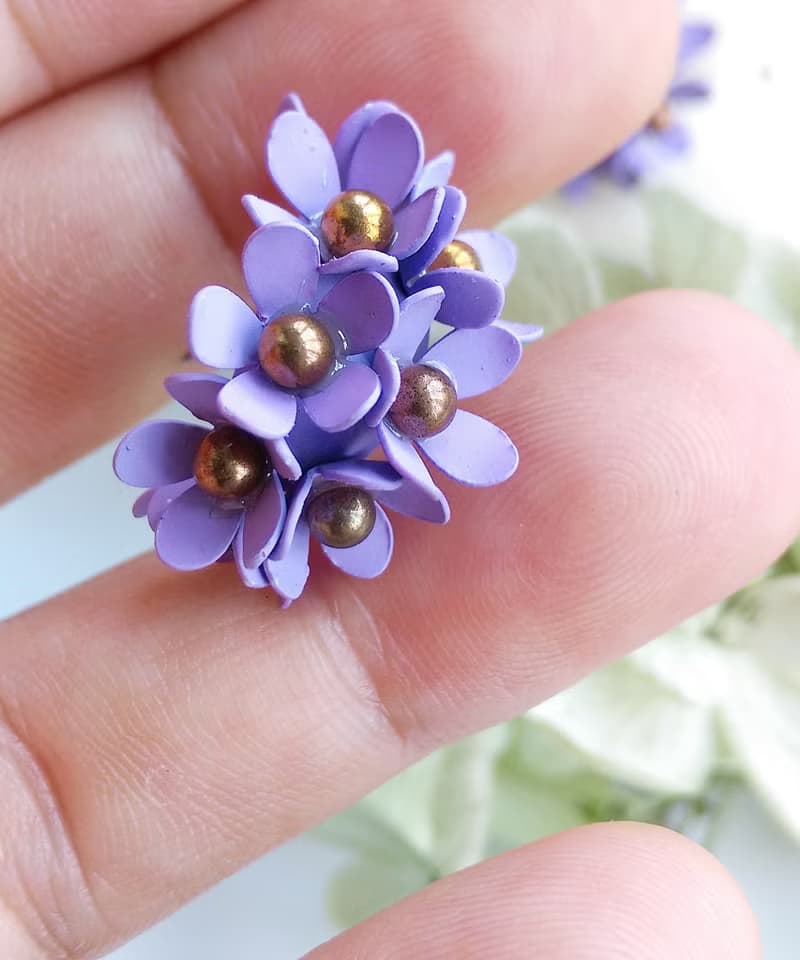 Vintage Jewelry 西洋古董飾品 C圈 立體 花簇 針式耳環