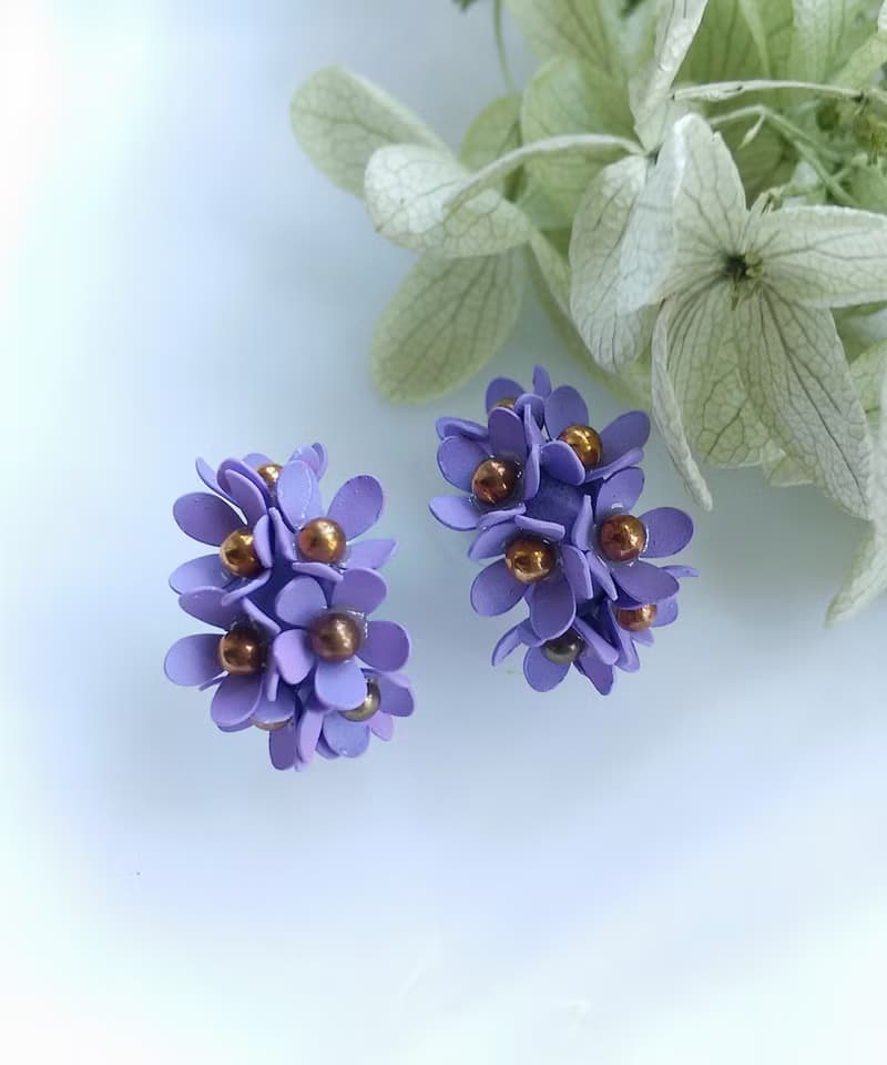 Vintage Jewelry 西洋古董飾品 C圈 立體 花簇 針式耳環
