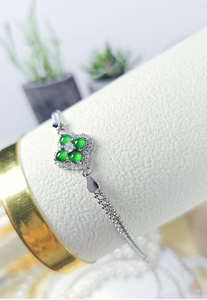 |幸運草|A貨翡翠冰玻放光陽綠蛋面純銀鍍18k四葉草雙層圓珠手鏈