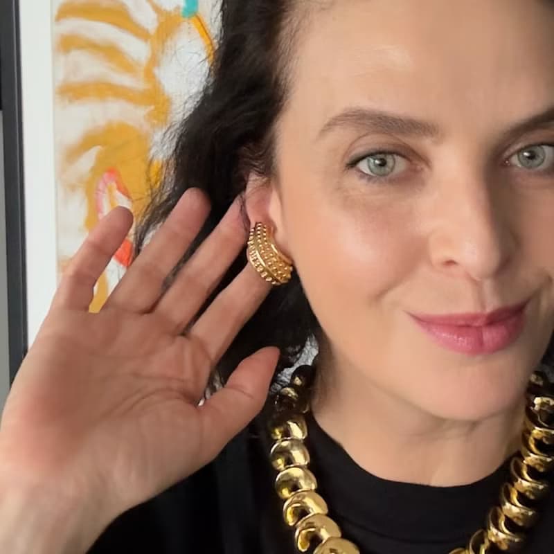 Vintage Paolo GUCCI Gold Tone Clipon Earrings Authentic Original Luxury 1990s