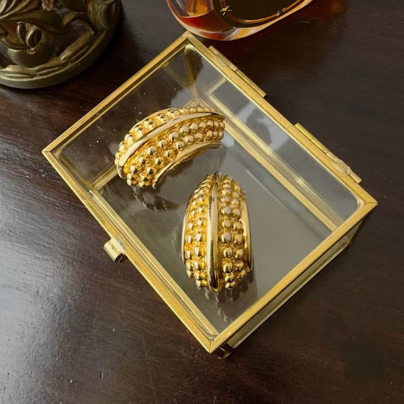 Vintage Paolo GUCCI Gold Tone Clipon Earrings Authentic Original Luxury 1990s