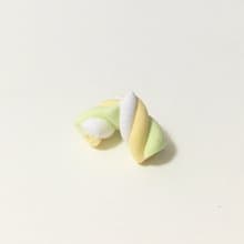 棉花糖耳環組(白黃綠配色)(兩個一組)(可改耳夾式)