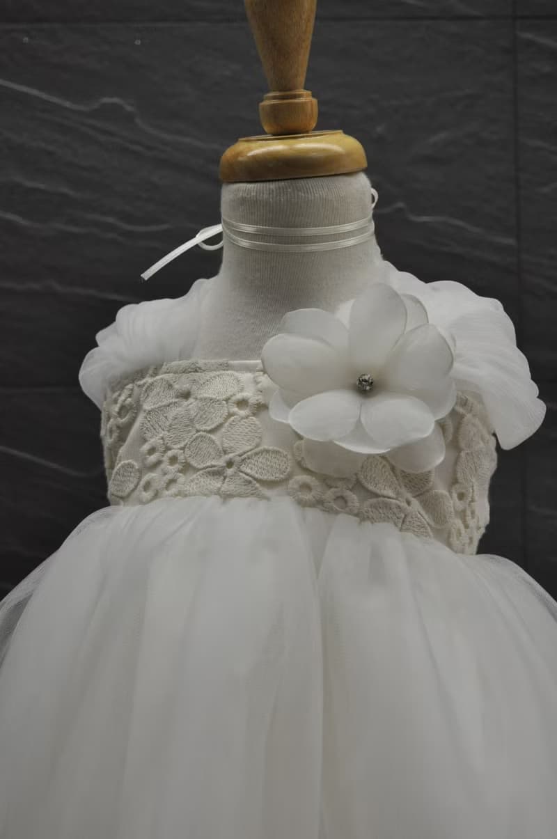 Angel Nina 訂製 禮服 花童 生日  零碼特價 胸前無小花